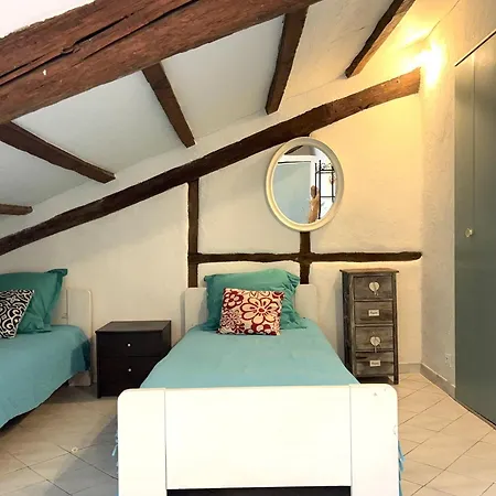 Garibaldi Mansardé Appartement *