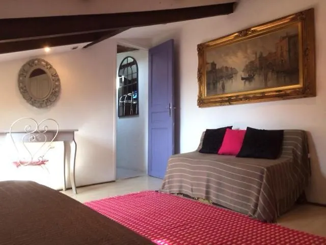 Garibaldi Mansarde ניס